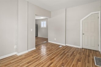 Building Photo - 127 Conkey Ave