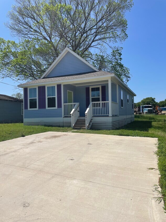 Foto principal - 801 Sabine St