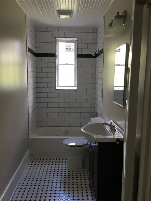 113 N Walton St, Darien, GA 31305 Room for Rent in Darien, GA