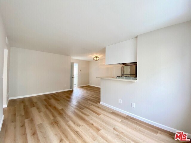 Building Photo - 1540 N Bronson Ave