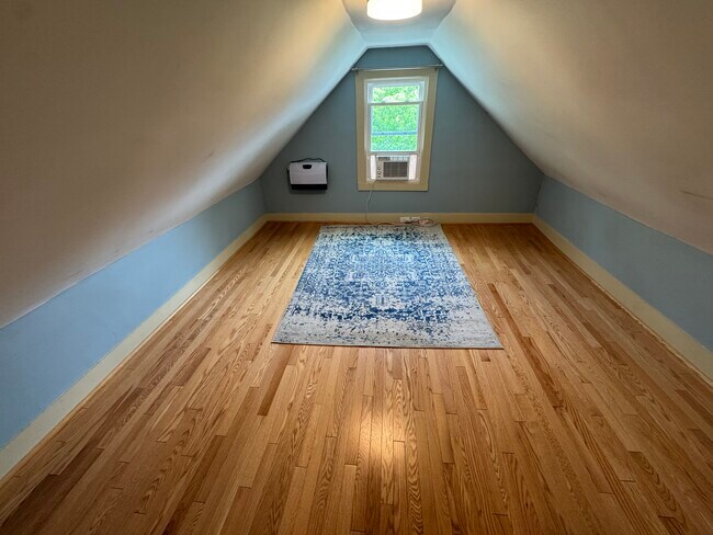 Foto del edificio - 3 Danforth Pl