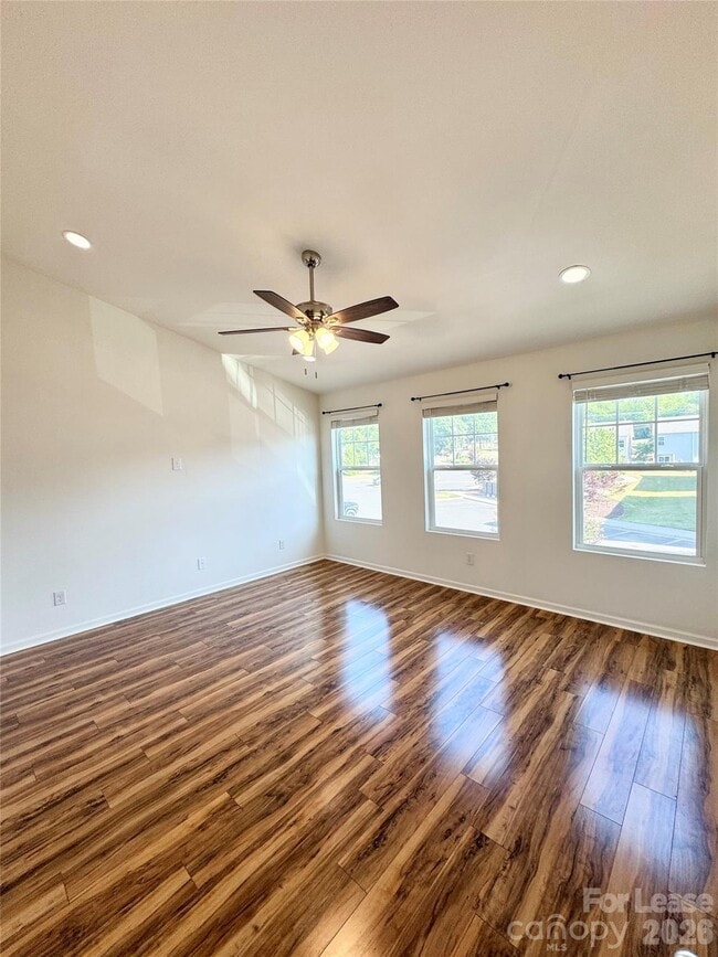 Building Photo - 13929 Clayborn St