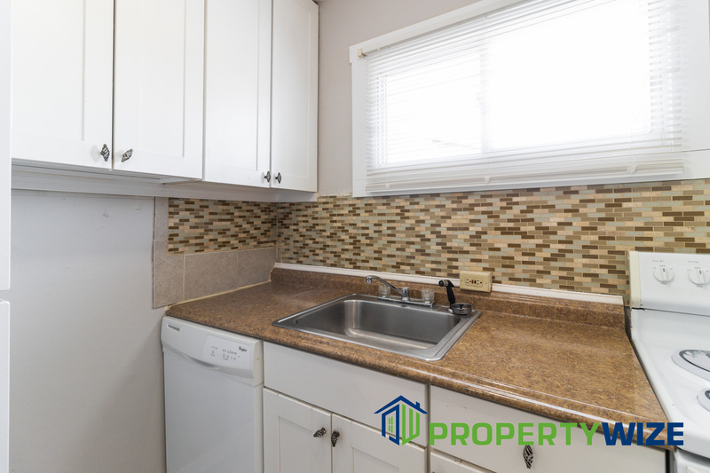 Foto principal - 3705 Hillsdale Rd