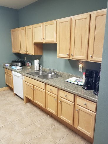 Community Room - Bayside Senior Living