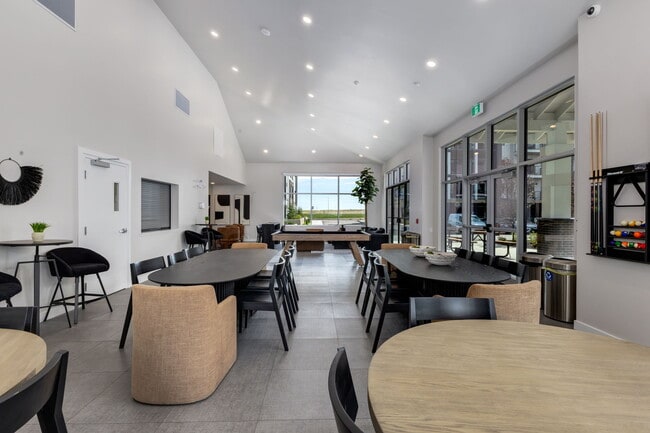 Building Photo - Atlas Apartments