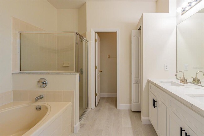 Foto del edificio - 3973 Andover Cay Blvd
