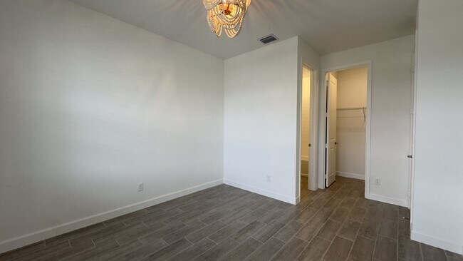 Foto del edificio - 1473 Wandering Willow Wy