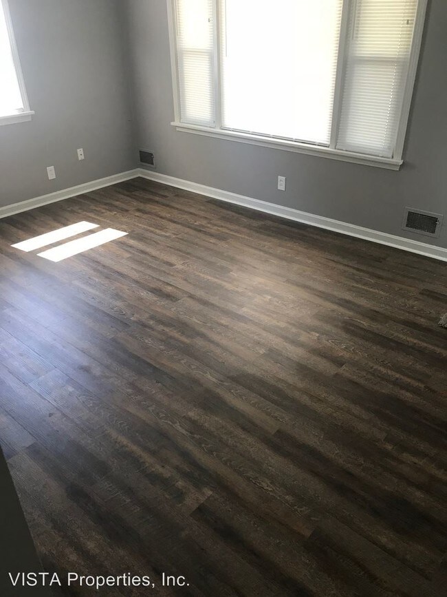 Foto del edificio - 3 br, 1 bath House - 5006 Kendall Road