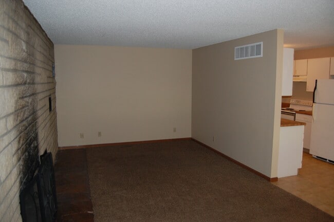First floor living room 23'x11' - 4945 Walker Ave