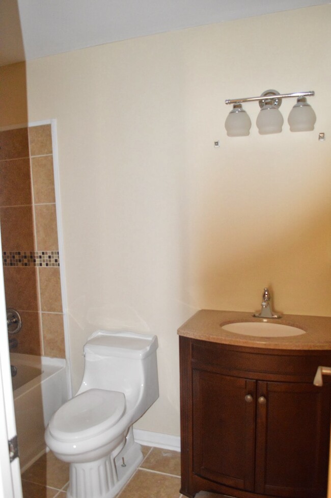 Foto del edificio - 2805 Hollymead Dr