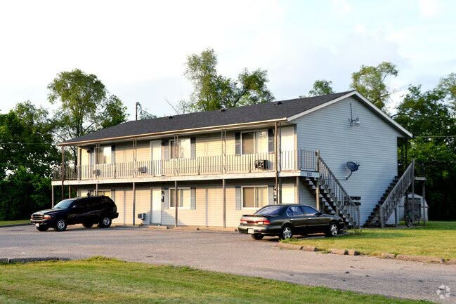 Foto del edificio - 601 Moses Dr