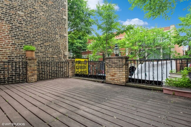 Foto del edificio - 1418 W Taylor St
