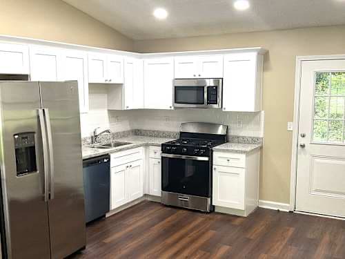 Building Photo - 1806 Oriole Trail