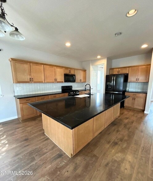 Building Photo - 6630 Accolade Court