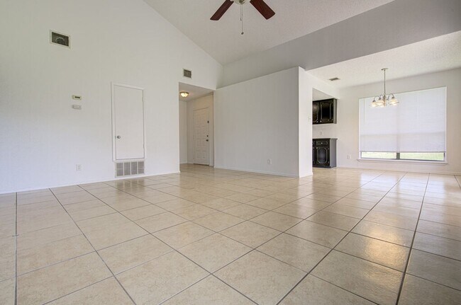 Foto del edificio - 1200 Westcott Dr