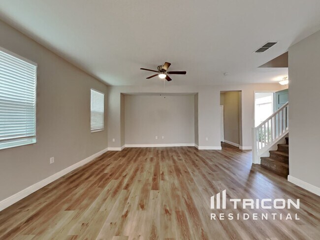 Building Photo - 7105 Feather Wood Drive Ruskin FL