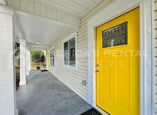 Foto del edificio - Newly renovated 1 bed / 1 bath home! DEPOS...