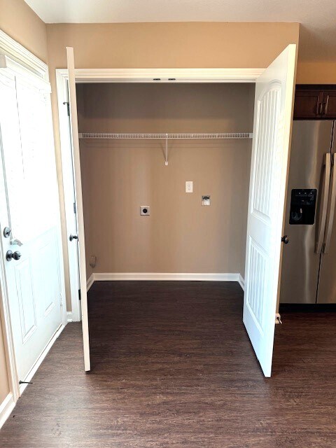 Foto del edificio - 103 Holland Dr.