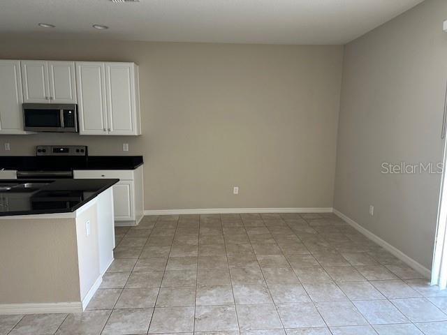 Building Photo - 7027 Towne Lake Rd