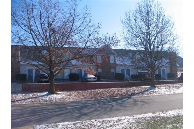 Building Photo - 4553 S Robberson Ave