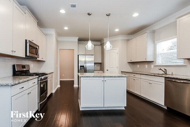 Foto del edificio - 118 Cherokee Reserve Cir