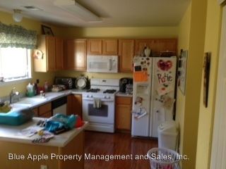Foto del edificio - 9592 Castle Ridge Cir