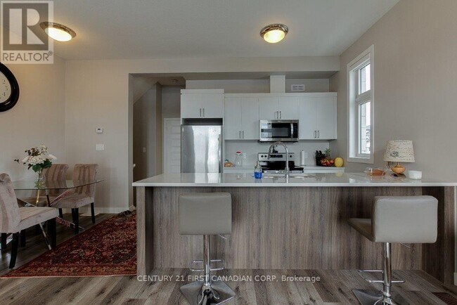 Photo du bâtiment - 275 Callaway Rd