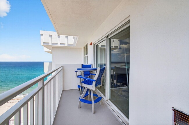 Building Photo - 4511 S Ocean Blvd
