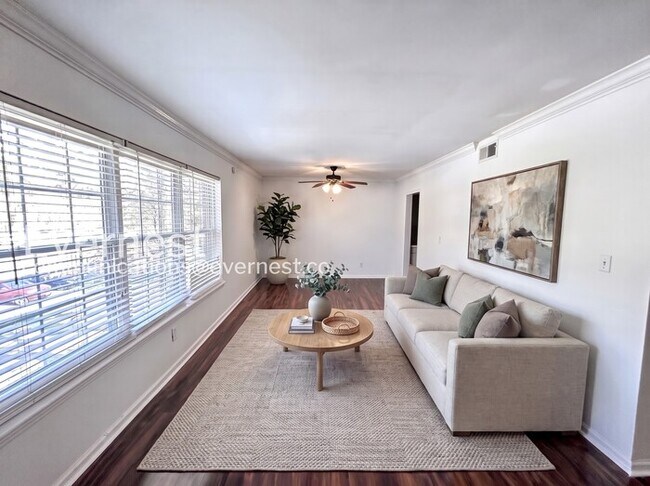 Building Photo - 2086 Montreat Cir