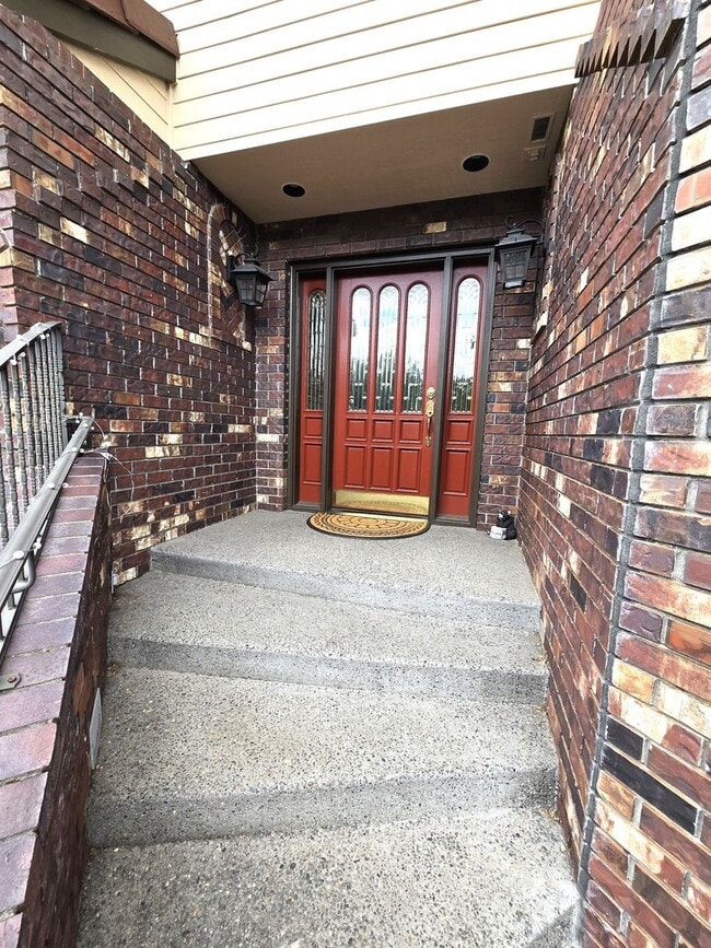 Building Photo - 12345 SE Wagner St