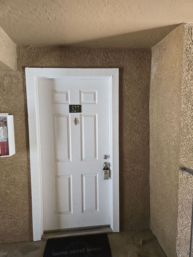 Foto del edificio - A Fabulous 2 Bedroom, 2 Bathroom Condo in ...