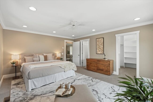 Foto del edificio - 8022 Deer Creek Rd