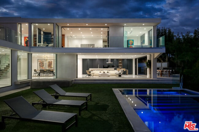 Building Photo - 2110 Hercules Dr
