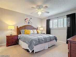 Building Photo - 150 Turtle Lake Ct