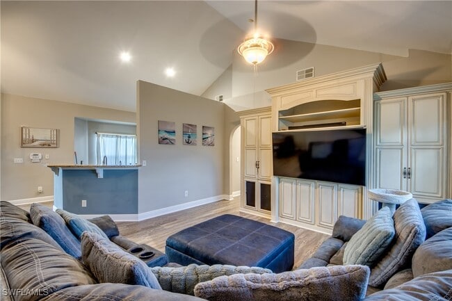 Foto del edificio - 700 SW 18th Terrace