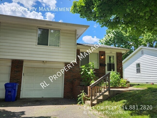 Building Photo - Cozy 2 Bedroom 1 Bathroom duplex in Holly ...