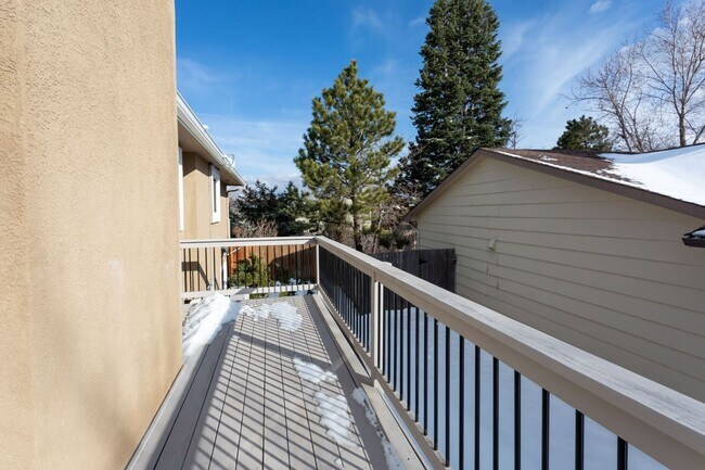 Foto del edificio - Charming Home in School District 20!