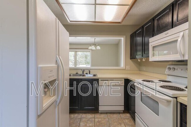 Building Photo - 5626 Amity Springs Dr