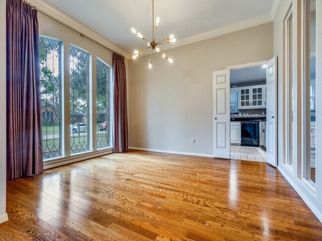 Foto del edificio - 1728 Tawakoni Ln