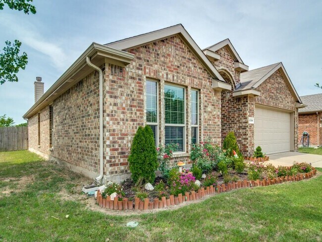 Foto del edificio - 1729 Burl Ln