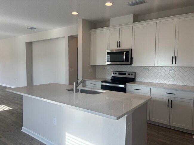 Foto del edificio - 137 Nighthawk Ln