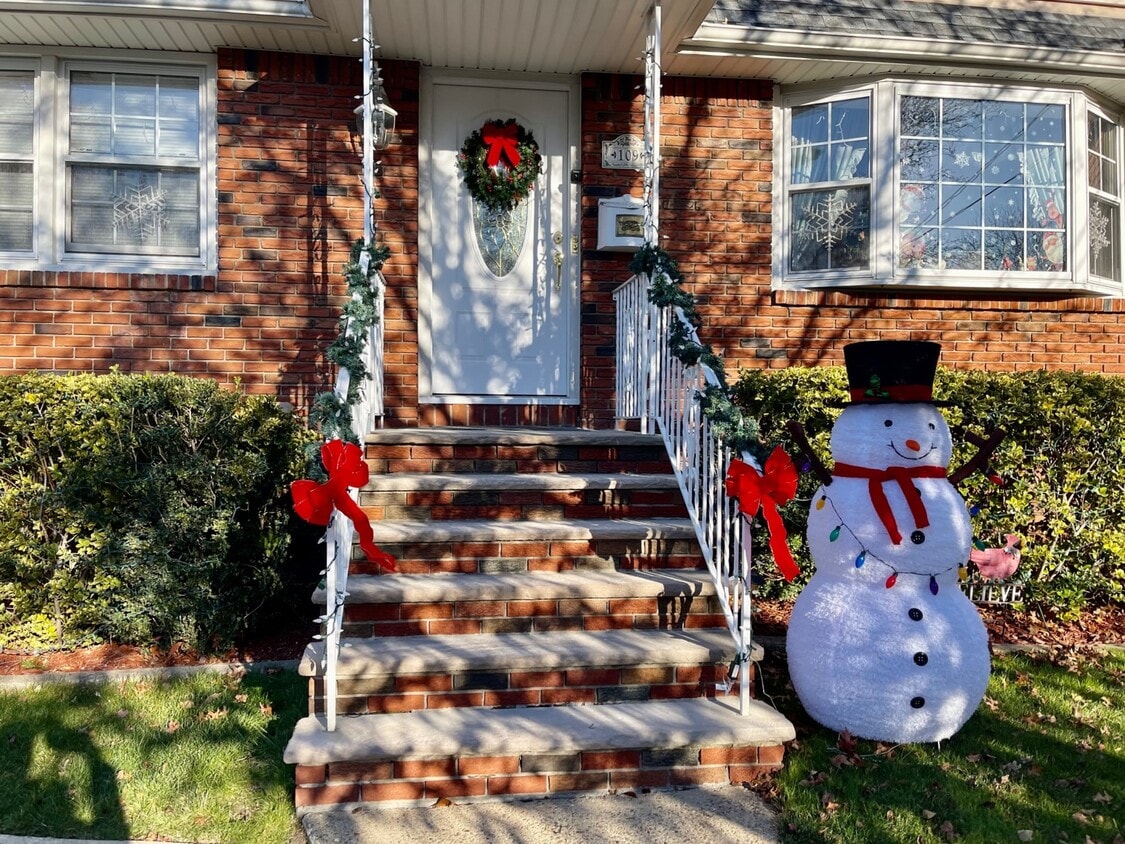 109 Rochelle Pky Unit 2, Saddle Brook, NJ 07663 Apartments in Saddle Brook, NJ