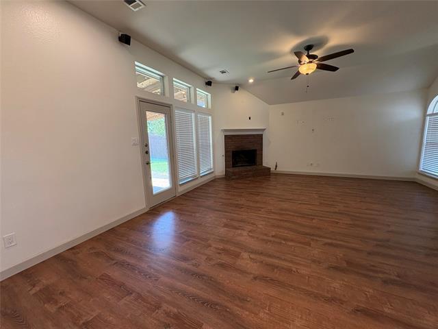 Building Photo - 3037 Wren Ln