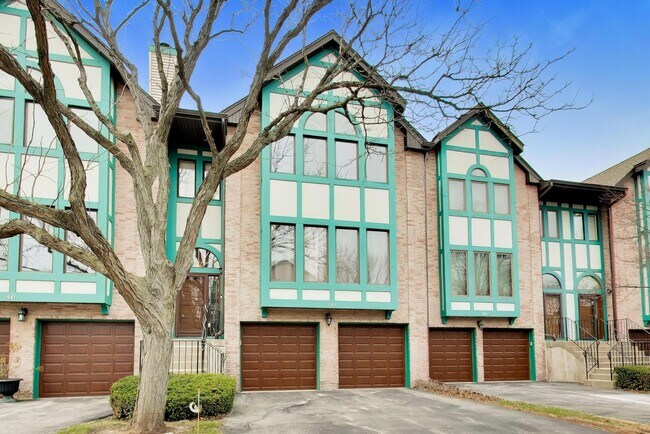 Foto del edificio - 943 W Essex Pl
