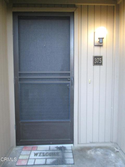 Building Photo - 375 W Walnut St