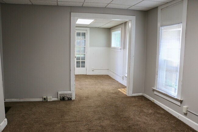 Sala de estar - 331 Center St