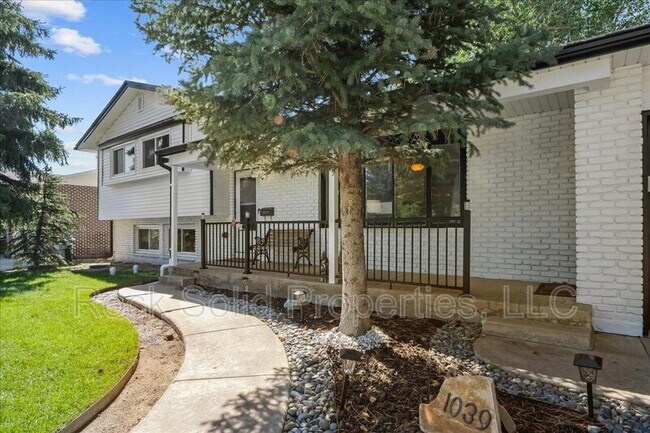 Foto del edificio - 1039 Melton St