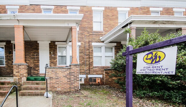 Foto del edificio - 2823 Mayfield Ave
