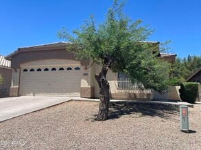 Building Photo - 844 S Roca Ct
