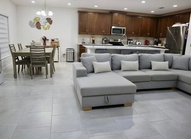 Building Photo - 260 Hamlet Lp